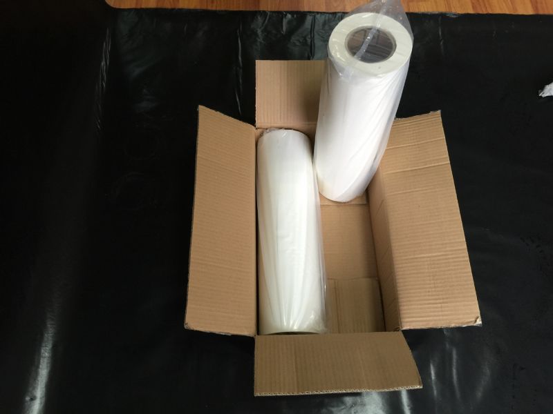 繡花專業(yè)用背膠 服裝熱銷熱熔膠膜 燙標(biāo)專用熱熔膜
